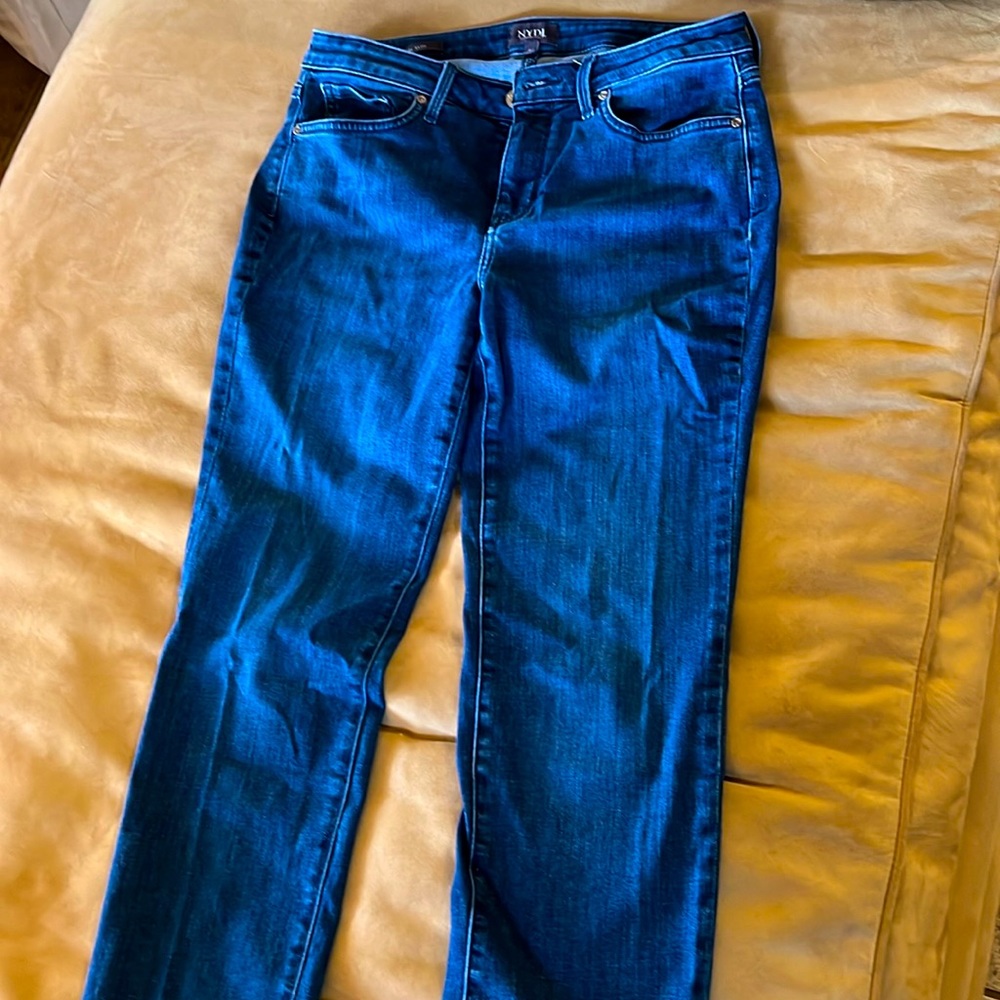 NYDJ Size 6 Sheryl slim dark wash LiftxTuck